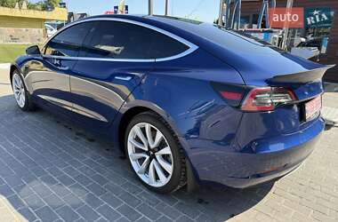 Седан Tesla Model 3 2019 в 