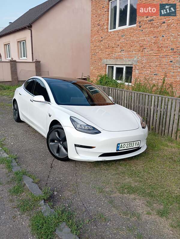 Седан Tesla Model 3 2020 в Хусті фото 12 Седан Tesla Model 3 2020 в Хусті