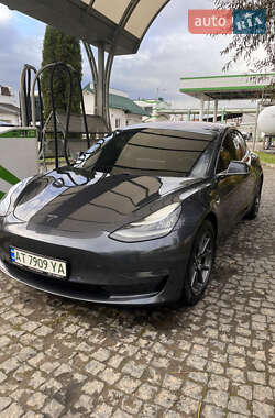 Седан Tesla Model 3 2018 в 
