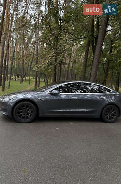Седан Tesla Model 3 2018 в 