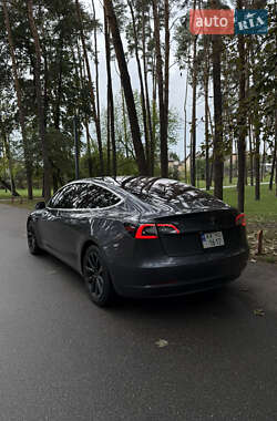 Седан Tesla Model 3 2018 в 
