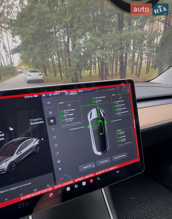 Седан Tesla Model 3 2018 в Києві