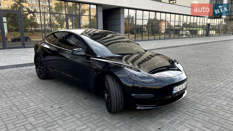 Седан Tesla Model 3 2019 в Дніпрі
