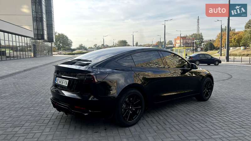 Седан Tesla Model 3 2019 в Дніпрі