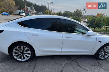Седан Tesla Model 3 2018 в 