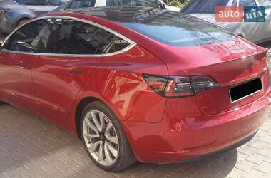 Седан Tesla Model 3 2019 в Ужгороде