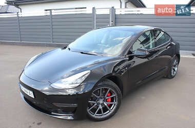 Седан Tesla Model 3 2019 в 