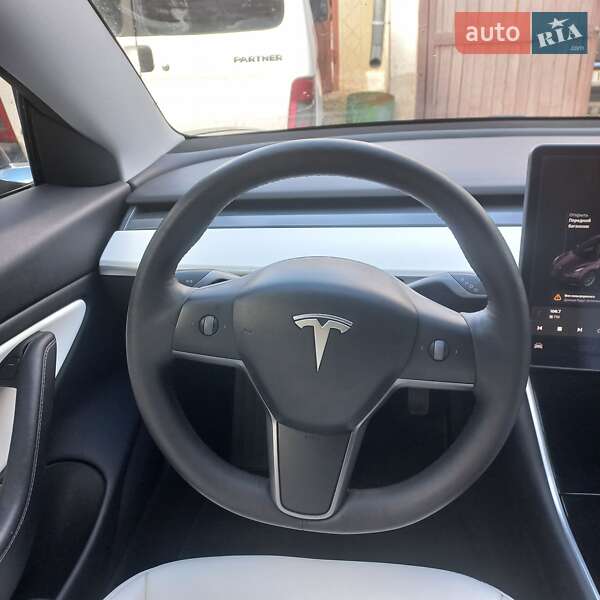 Седан Tesla Model 3 2019 в Кам'янці-Бузькій фото 14 Седан Tesla Model 3 2019 в Кам'янці-Бузькій