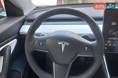 Седан Tesla Model 3 2019 в  фото 14 Седан Tesla Model 3 2019 в