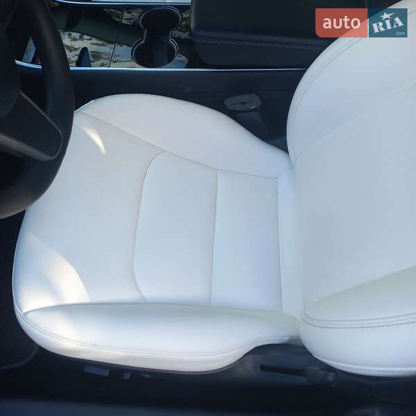 Седан Tesla Model 3 2019 в Кам'янці-Бузькій фото 17 Седан Tesla Model 3 2019 в Кам'янці-Бузькій