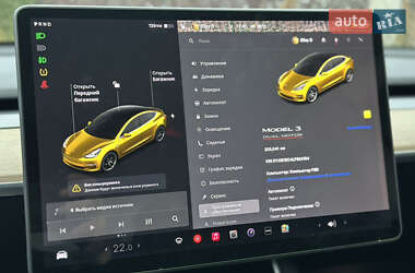 Седан Tesla Model 3 2019 в 