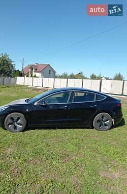 Седан Tesla Model 3 2018 в  фото 2 Седан Tesla Model 3 2018 в