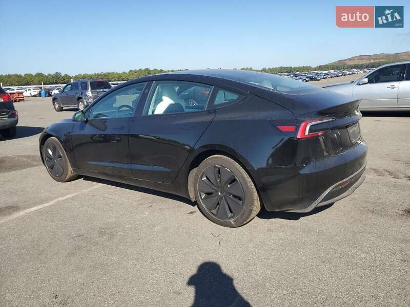 Седан Tesla Model 3 2024 в Луцьку