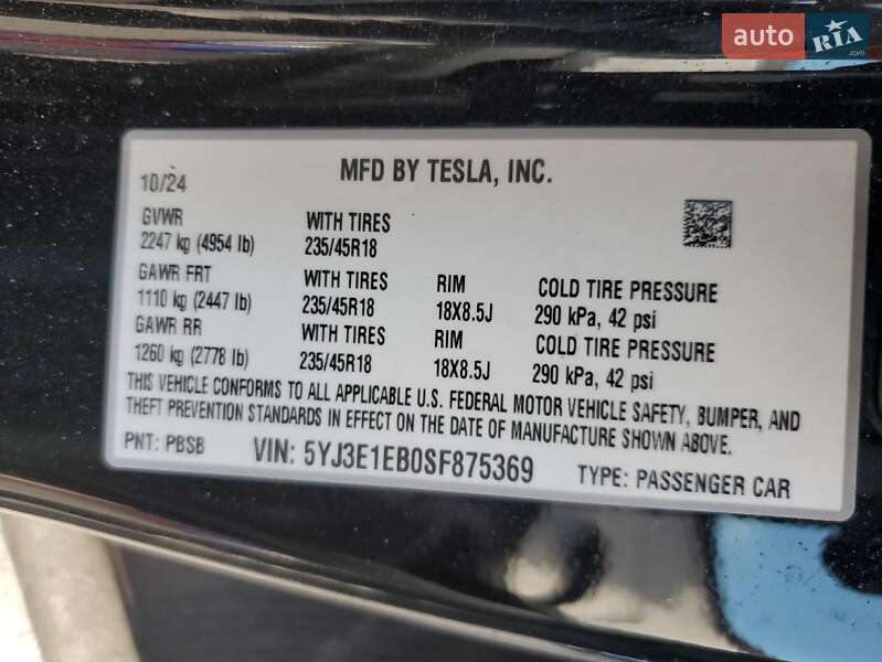 Седан Tesla Model 3 2024 в Луцьку
