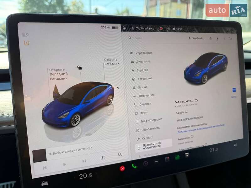 Седан Tesla Model 3 2022 в Львове