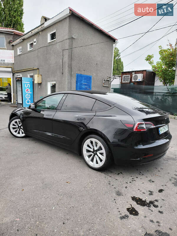 Седан Tesla Model 3 2020 в Одесі