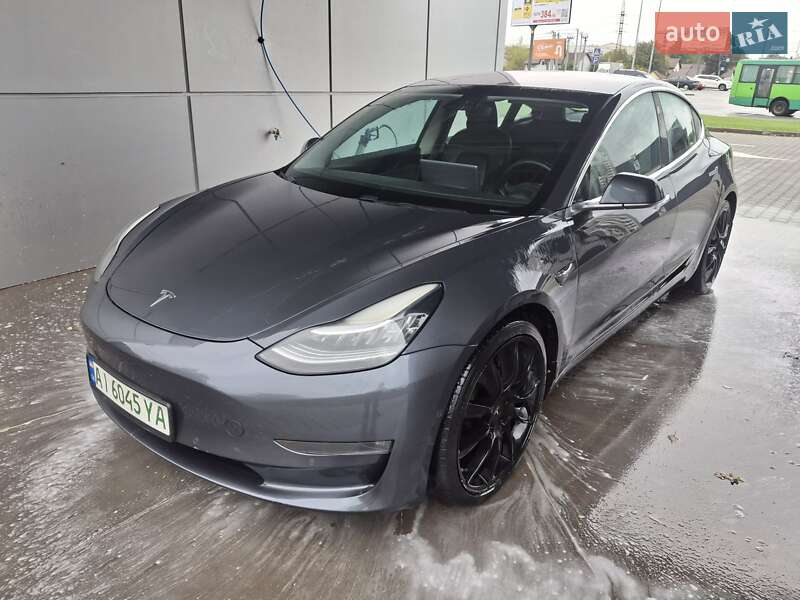Tesla Model 3 2018