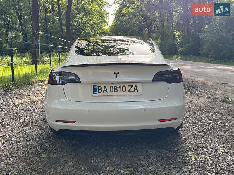 Седан Tesla Model 3 2019 в Кропивницькому
