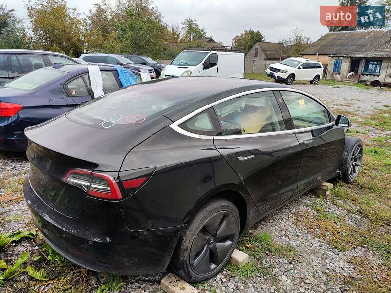 Седан Tesla Model 3 2018 в Сквирі фото 5 Седан Tesla Model 3 2018 в Сквирі