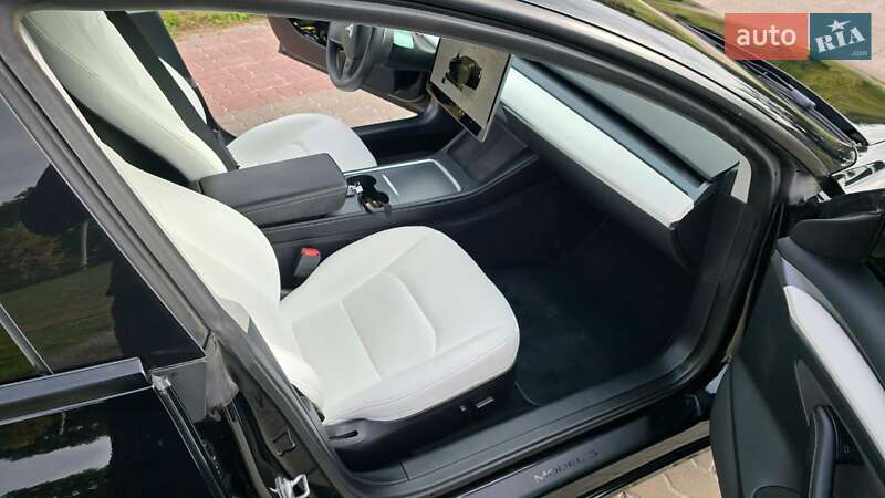 Седан Tesla Model 3 2022 в Обухове