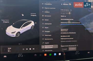 Седан Tesla Model 3 2021 в 