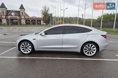 Седан Tesla Model 3 2018 в 