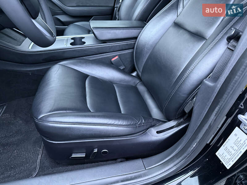 Седан Tesla Model 3 2022 в Луцьку фото 17 Седан Tesla Model 3 2022 в Луцьку