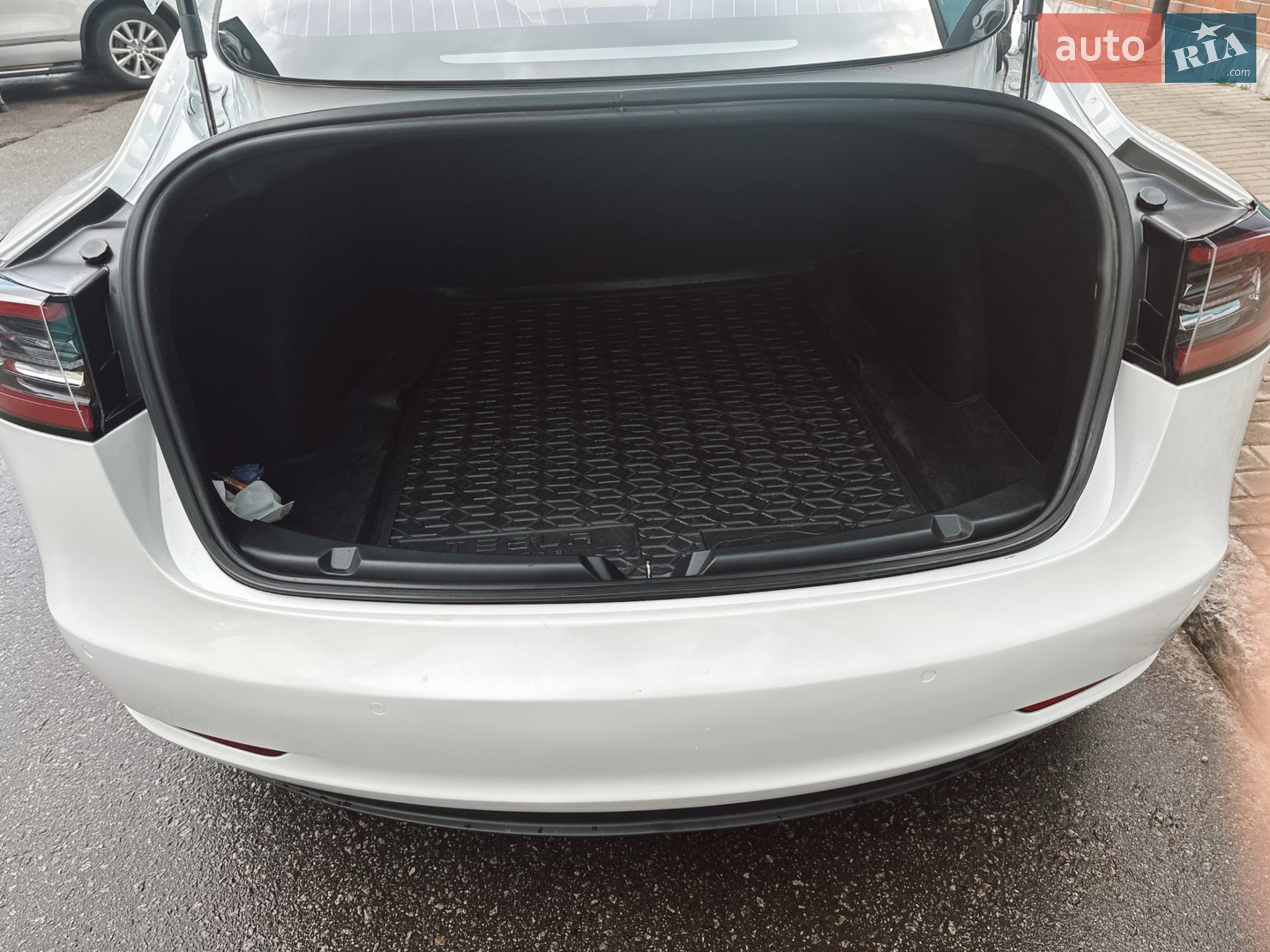 2019 Tesla Model 3 - мініатюра 24