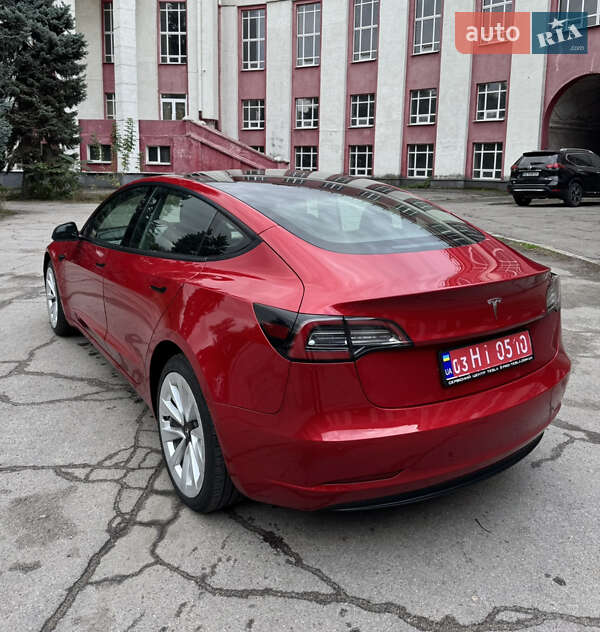 Седан Tesla Model 3 2022 в Дніпрі