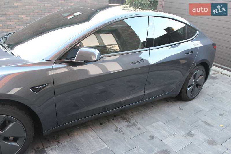 Седан Tesla Model 3 2023 в Дніпрі фото 4 Седан Tesla Model 3 2023 в Дніпрі