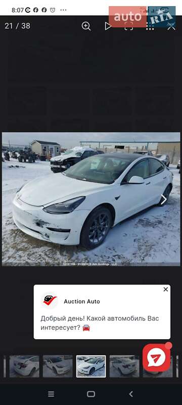 Седан Tesla Model 3 2022 в Киеве