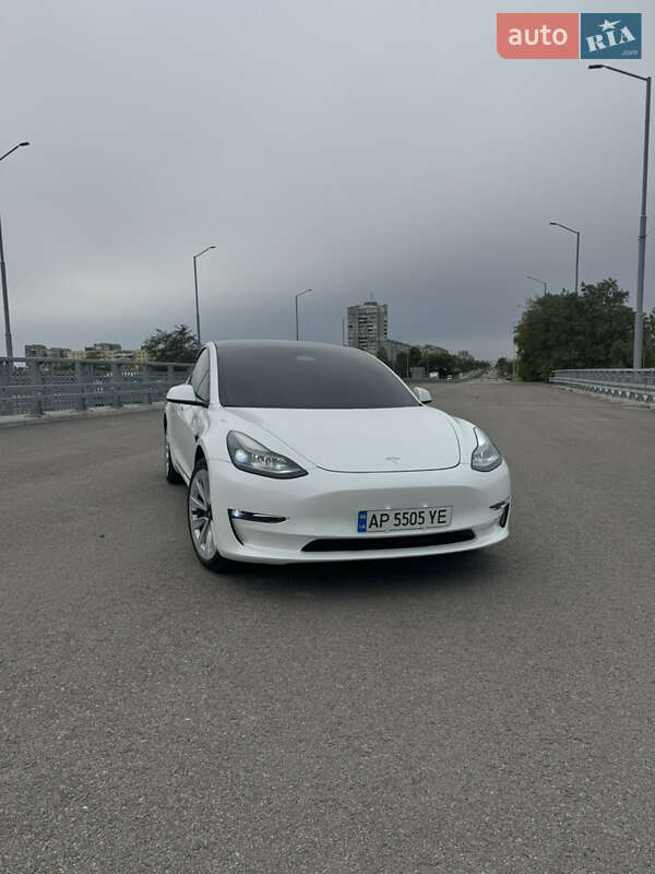 Седан Tesla Model 3 2021 в Запорожье