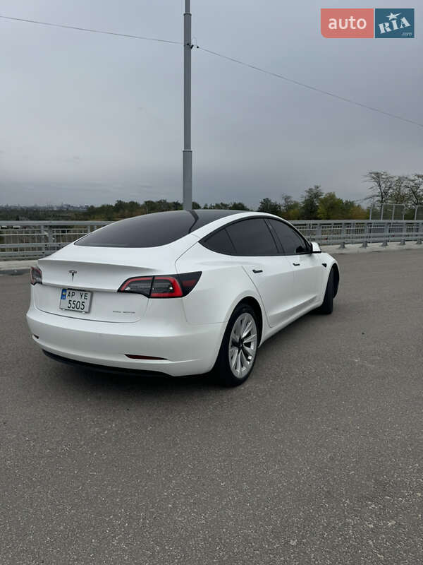 Седан Tesla Model 3 2021 в Запорожье