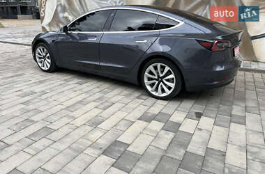 Седан Tesla Model 3 2018 в 