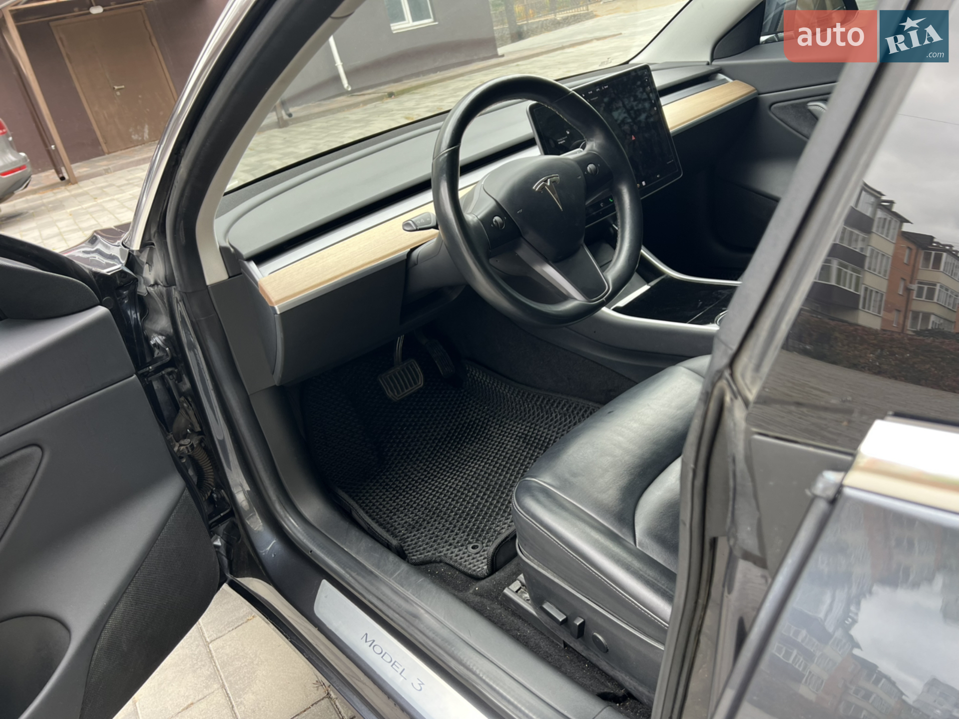 2018 Tesla Model 3 - мініатюра 16