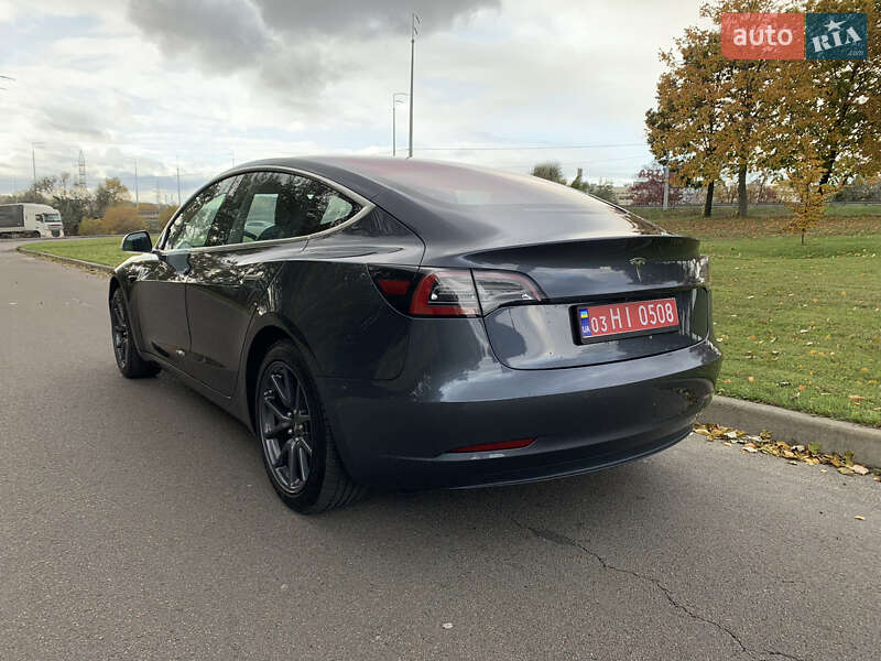 Седан Tesla Model 3 2018 в Киеве фото 4 Седан Tesla Model 3 2018 в Киеве