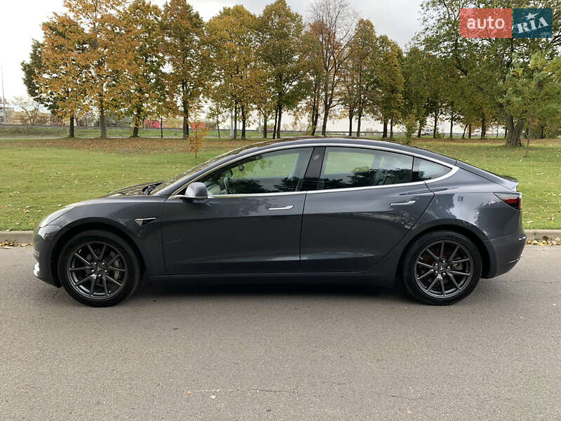 Седан Tesla Model 3 2018 в Киеве фото 3 Седан Tesla Model 3 2018 в Киеве