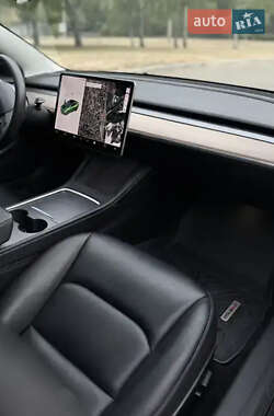 Седан Tesla Model 3 2022 в  фото 16 Седан Tesla Model 3 2022 в