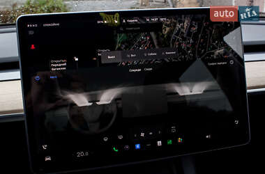 Седан Tesla Model 3 2019 в 