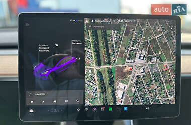Седан Tesla Model 3 2020 в 