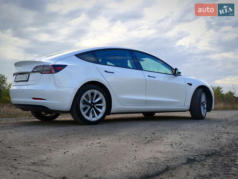 Седан Tesla Model 3 2022 в Павлограде фото 22 Седан Tesla Model 3 2022 в Павлограде