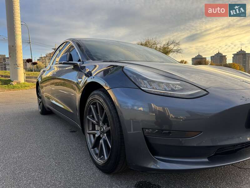 Седан Tesla Model 3 2019 в Києві фото 9 Седан Tesla Model 3 2019 в Києві