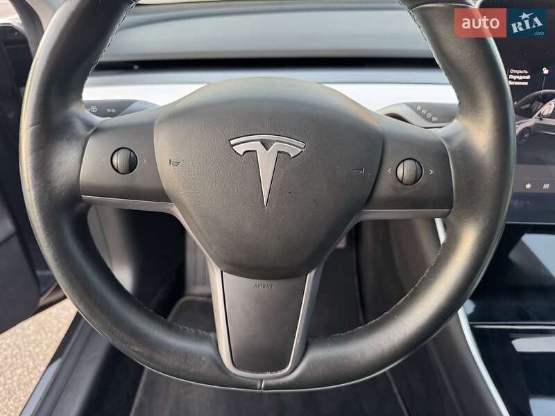 Седан Tesla Model 3 2019 в Києві фото 22 Седан Tesla Model 3 2019 в Києві