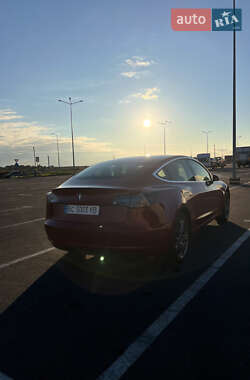 Седан Tesla Model 3 2019 в 