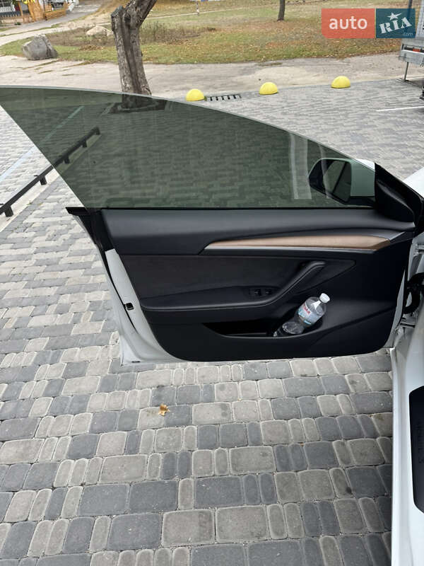 Седан Tesla Model 3 2021 в Запоріжжі фото 12 Седан Tesla Model 3 2021 в Запоріжжі