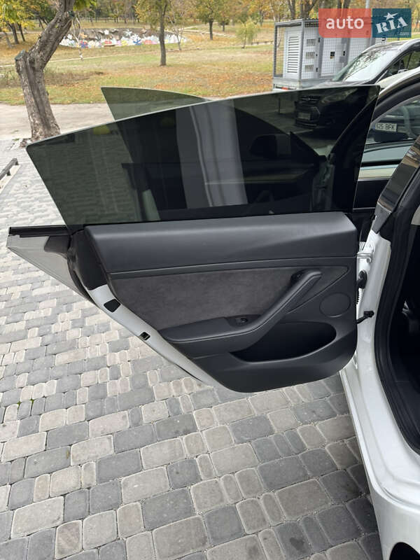 Седан Tesla Model 3 2021 в Запоріжжі фото 14 Седан Tesla Model 3 2021 в Запоріжжі