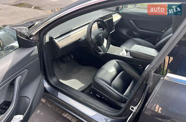 Седан Tesla Model 3 2019 в Буче
