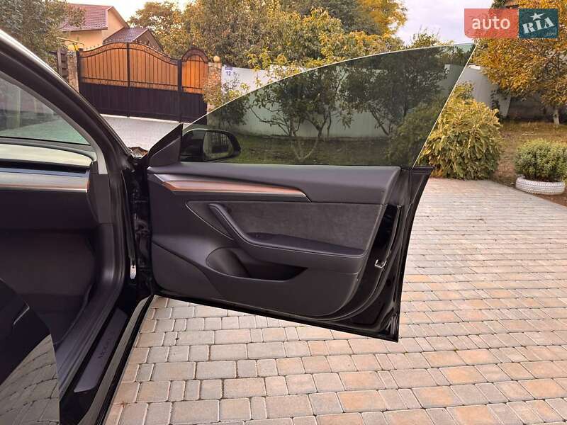 Седан Tesla Model 3 2022 в Одесі
