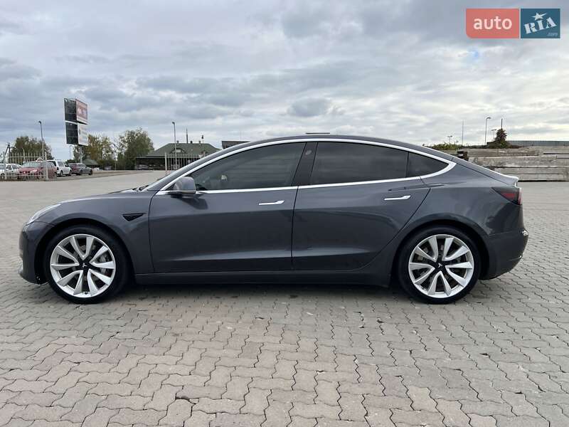 Седан Tesla Model 3 2019 в Сарнах фото 5 Седан Tesla Model 3 2019 в Сарнах