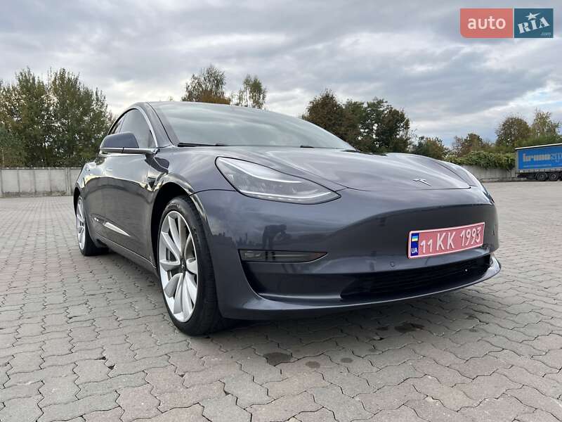 Седан Tesla Model 3 2019 в Сарнах фото 16 Седан Tesla Model 3 2019 в Сарнах